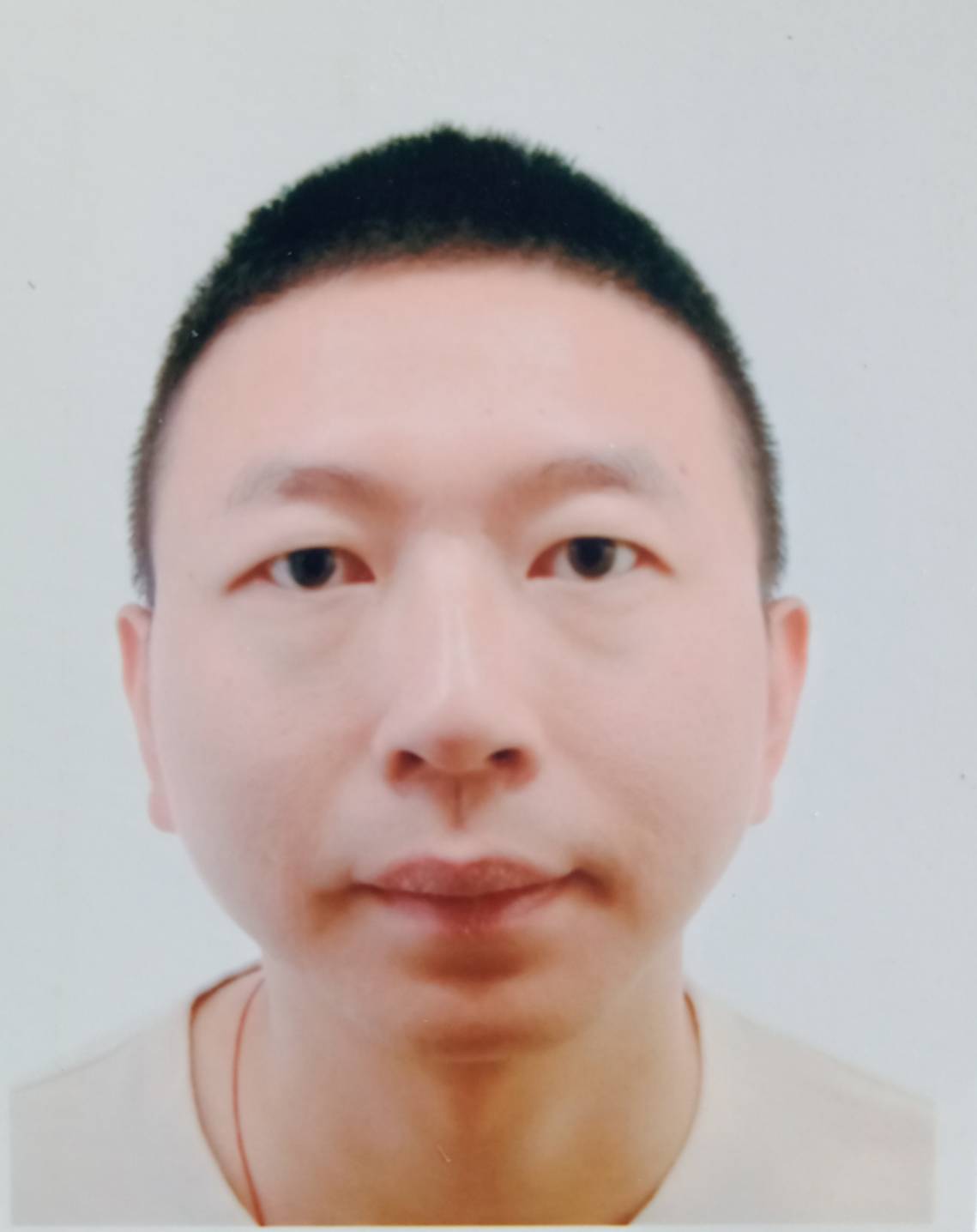 陳　樺東