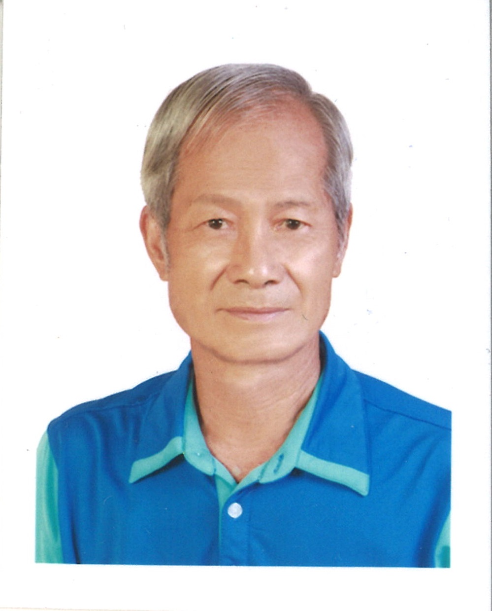 謝　陸成
