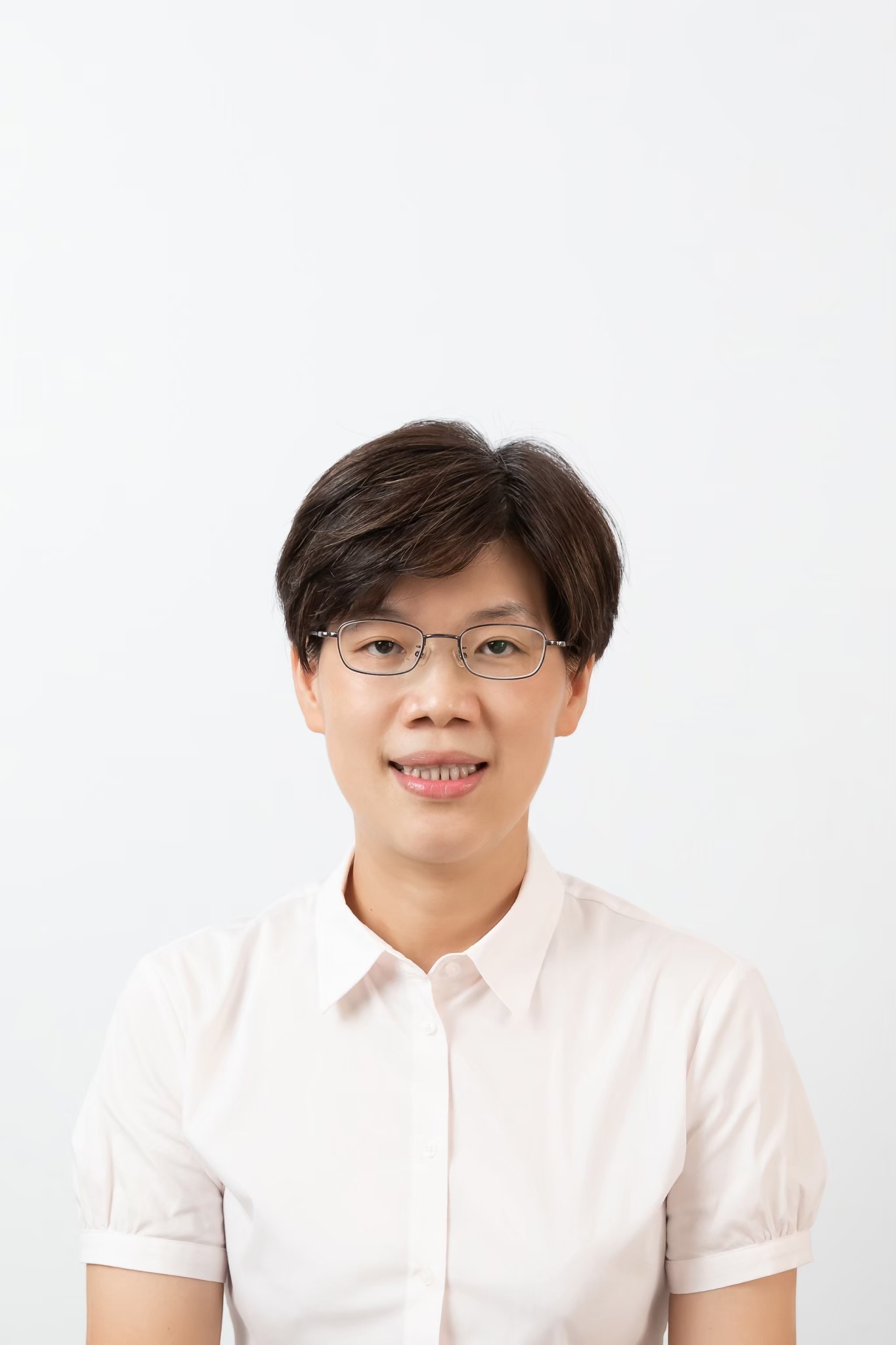 簡　惠麗