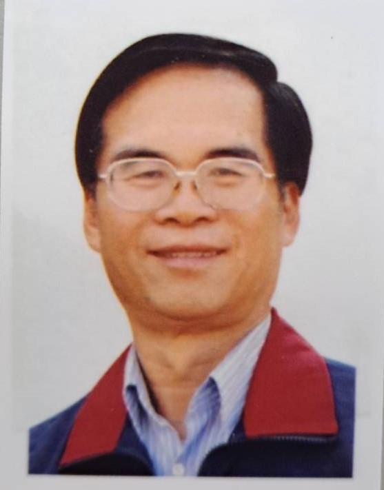 陳　明發