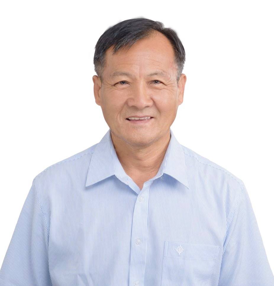 王　信傑