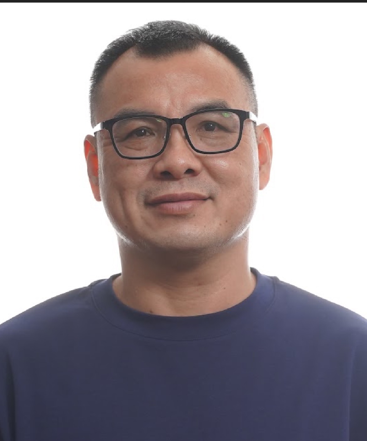 李　志鴻