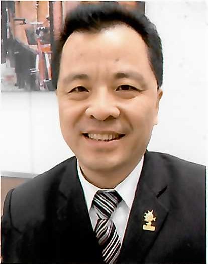 施明坤