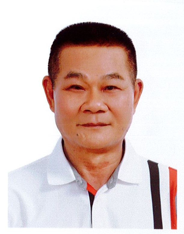 陳　金爾