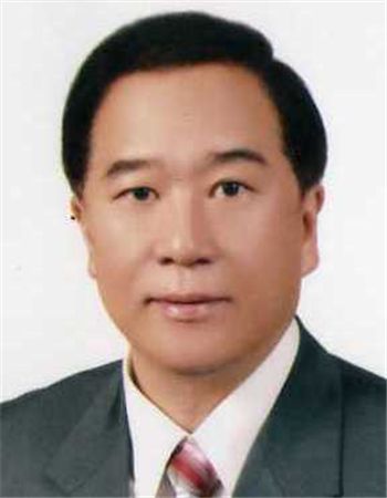莊　志明