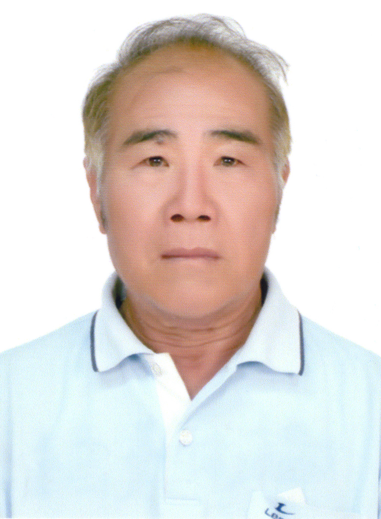 黃　志金