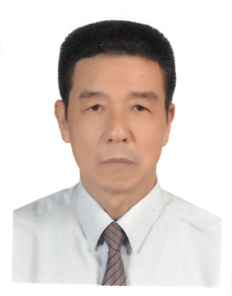 邱　財源