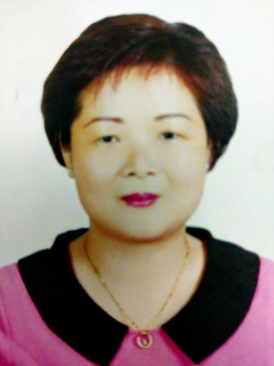 陳　碧琴