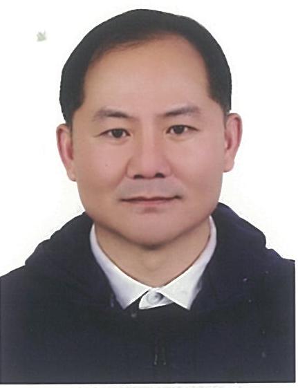 江　憲政