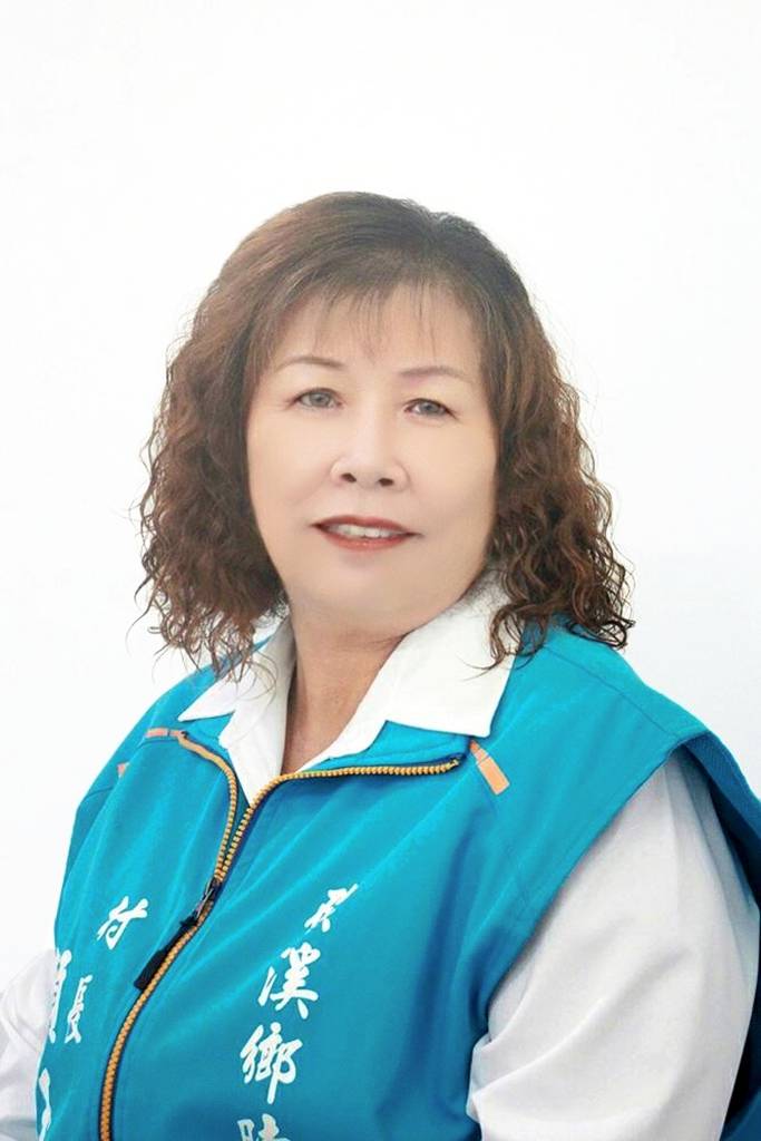 顏　玉桂