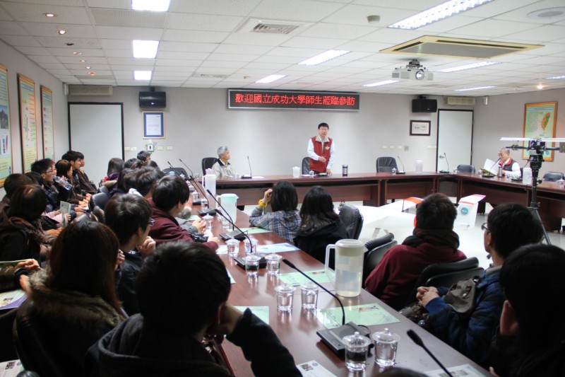 Deputy director Cheng delivered cordial welcome.jpg