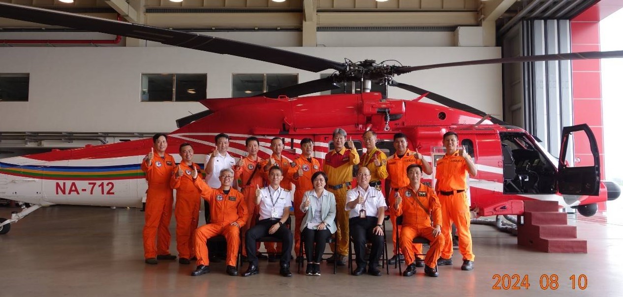 Minister Liu Shih-fang Visits the Third Squadron of the NASC, Awards Additional Bonus Funds to Recognize Contributions