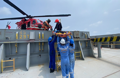 執行巴拿馬籍ENERGY COSMOS散貨輪海上救援任務